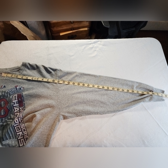 Majestic Men's Boston Red Sox 2013 World Series Champions Long Sleeve Large - Picture 12 of 16